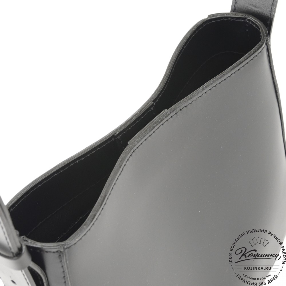 Женская кожаная сумка "Кантри" (черная)