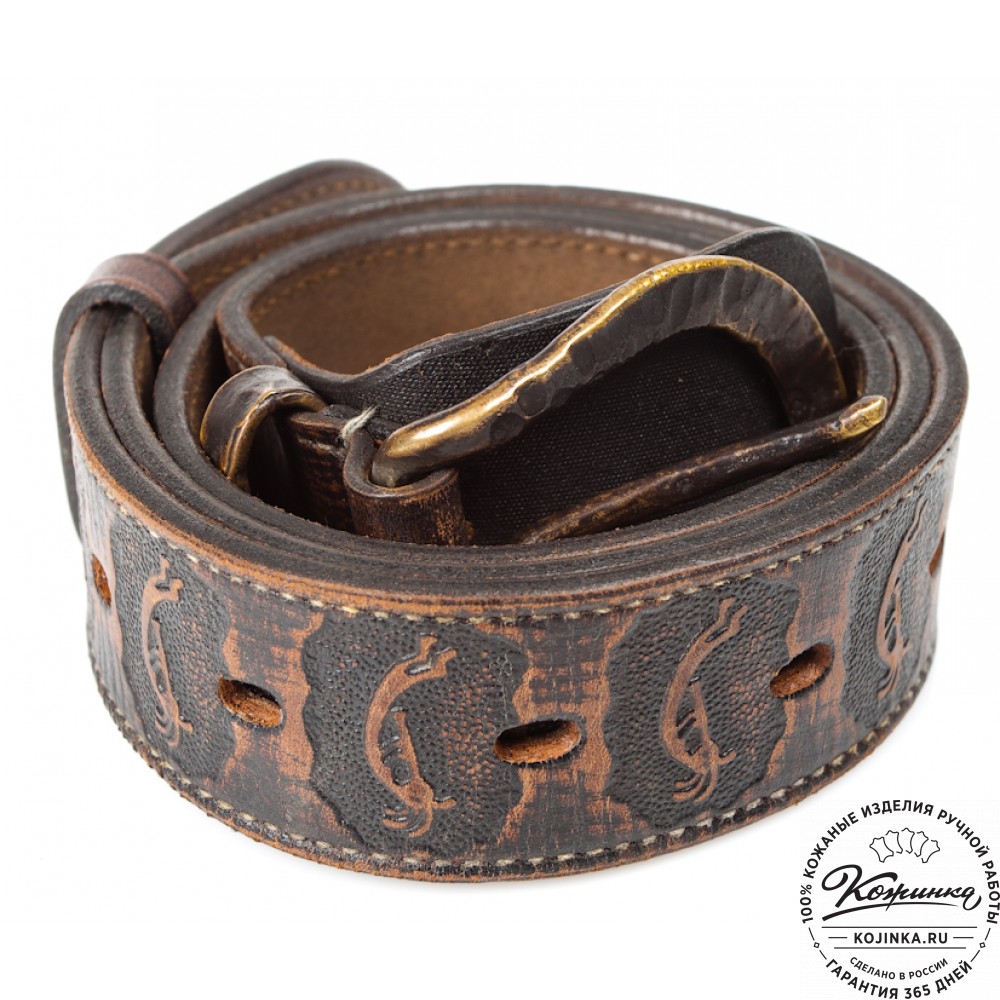 Кожаный мужской ремень "Кельт" тиснёный с дудками (коричневый)